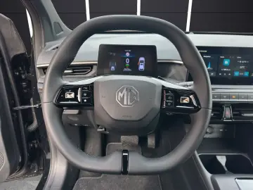 MG MG3 Hybrid  Luxury