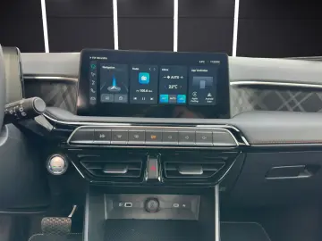 MG MG3 Hybrid  Luxury