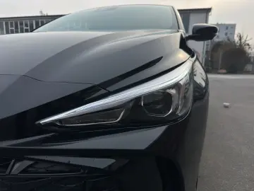 MG MG3 Hybrid  Luxury