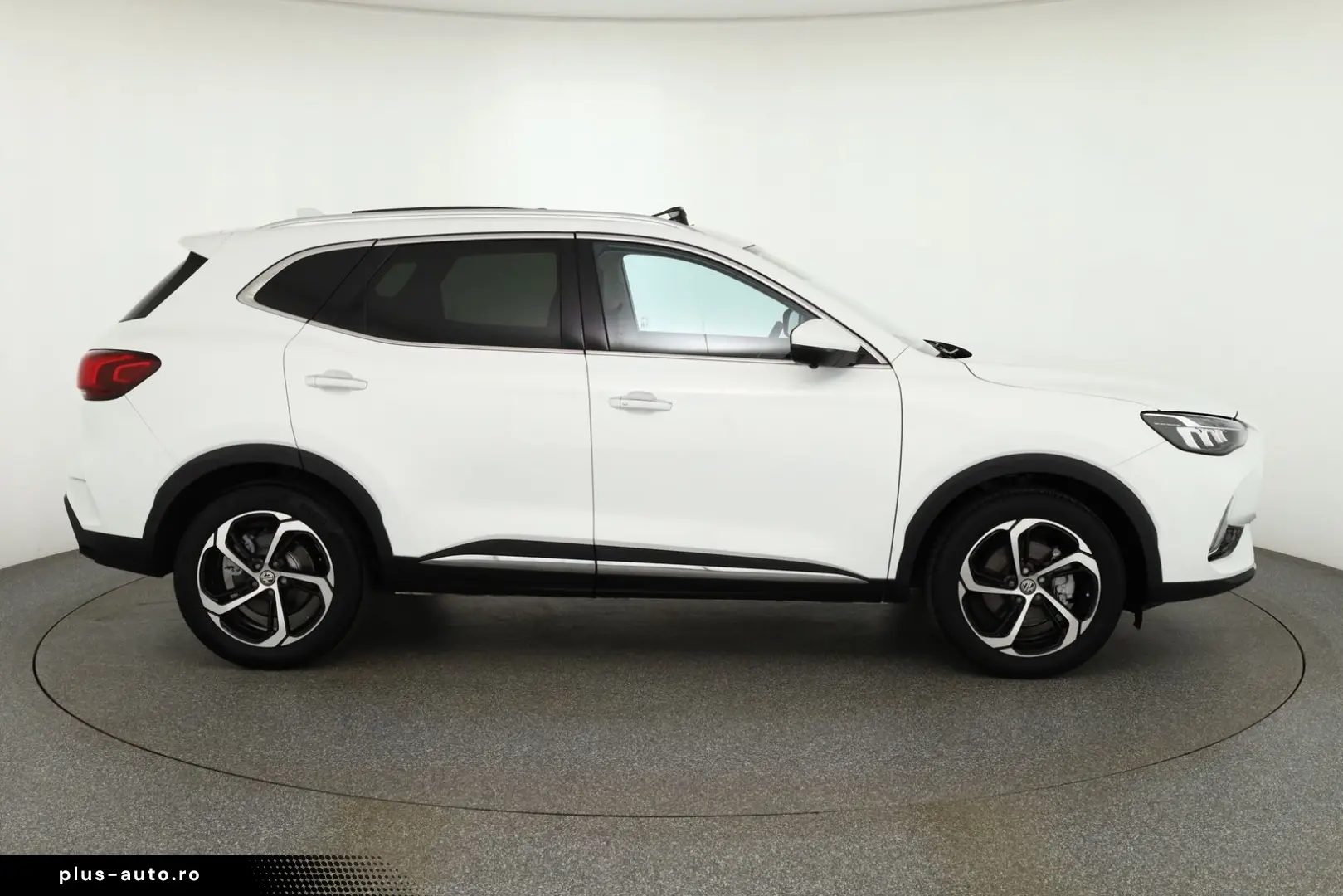 MG HS 1.5 T-GDI Luxury Aut. LED ACC Navi 360  Pano