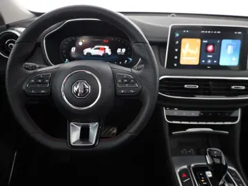 MG HS 1.5 T-GDI Luxury Aut. LED ACC Navi 360  Pano