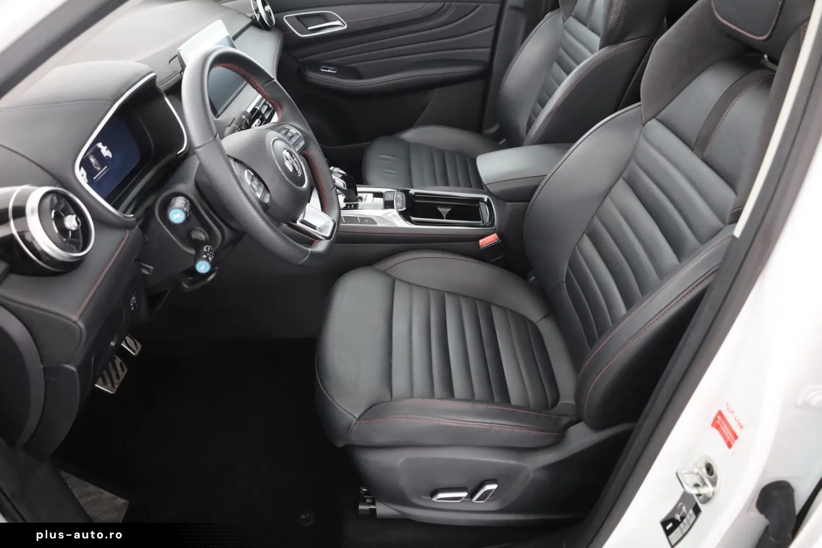 MG HS 1.5 T-GDI Luxury Aut. LED ACC Navi 360  Pano