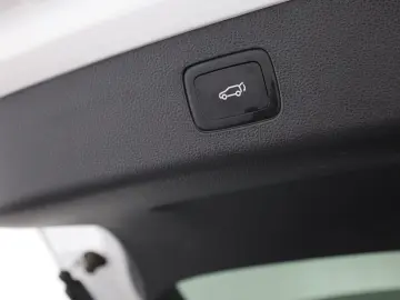 MG HS 1.5 T-GDI Luxury Aut. LED ACC Navi 360  Pano