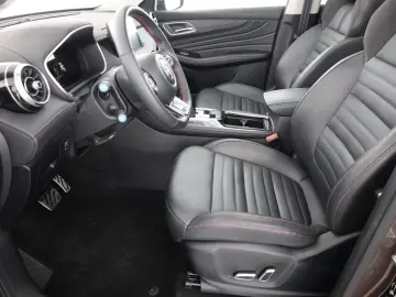 MG HS 1.5 T-GDI Luxury Aut. LED ACC Navi 360  Pano