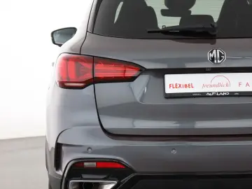 MG HS 1.5 T-GDI Luxury Aut. LED ACC Navi 360  Pano