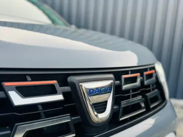 DACIA DUSTER Journey  FAB- 06-2022  1.5 DIESEL 116CP