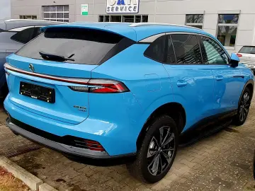 MG HS PHEV Luxury Arctic Blue Sidestep Top! PlugIn
