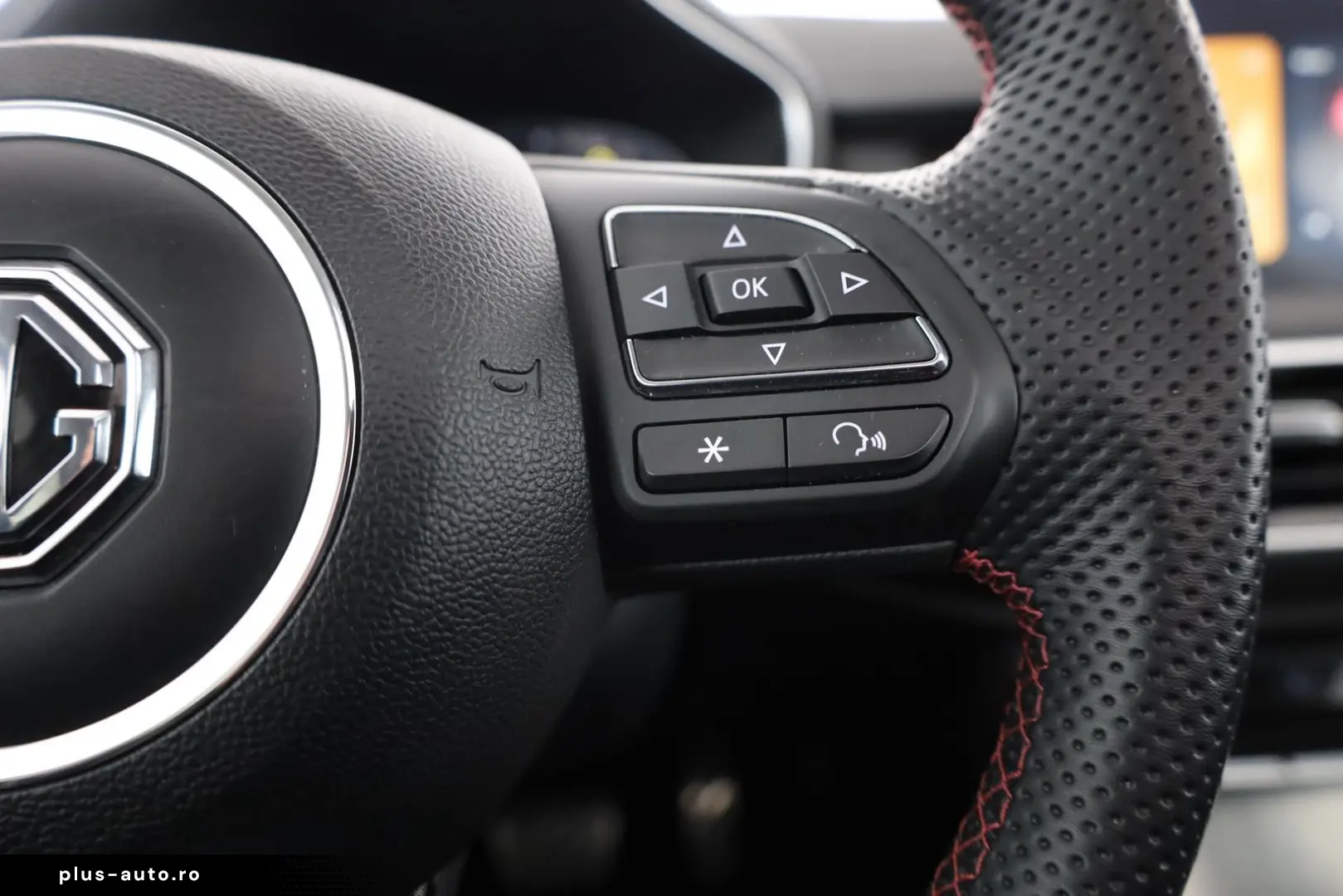 MG HS 1.5 T-GDI Luxury Aut. LED ACC Navi 360  Pano