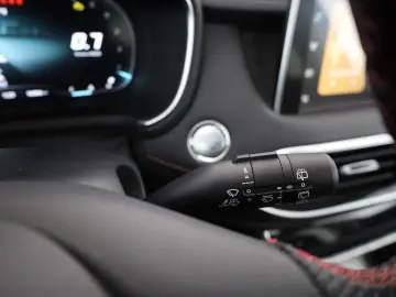 MG HS 1.5 T-GDI Luxury Aut. LED ACC Navi 360  Pano