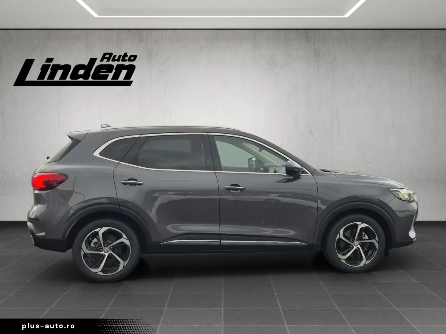 MG HS Luxury Pano 360 LED Navi Carplay