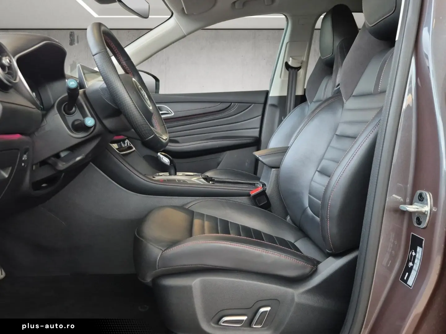 MG HS Luxury Pano 360 LED Navi Carplay