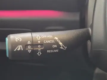 MG HS Luxury Pano 360 LED Navi Carplay