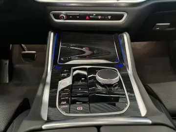 BMW X6 xDrive40d M Sport Pro PANO ACC