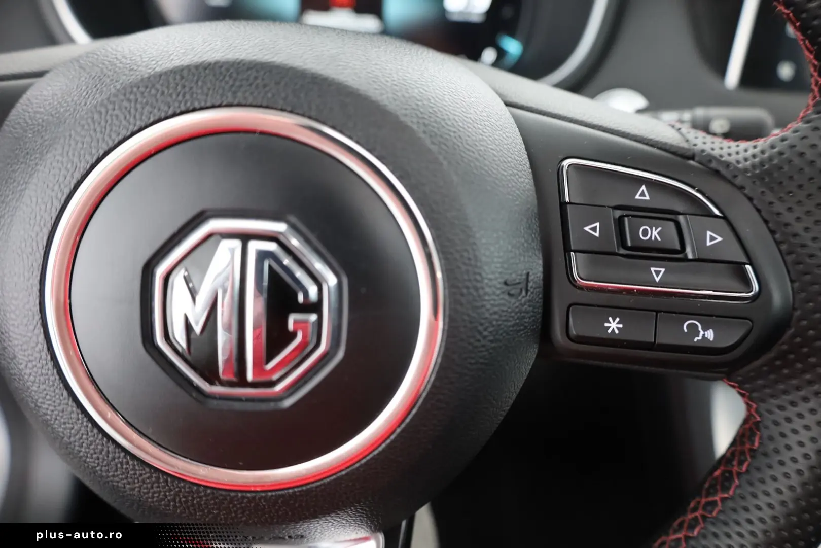 MG HS 1.5 T-GDI Luxury Aut. LED ACC Navi 360  Pano