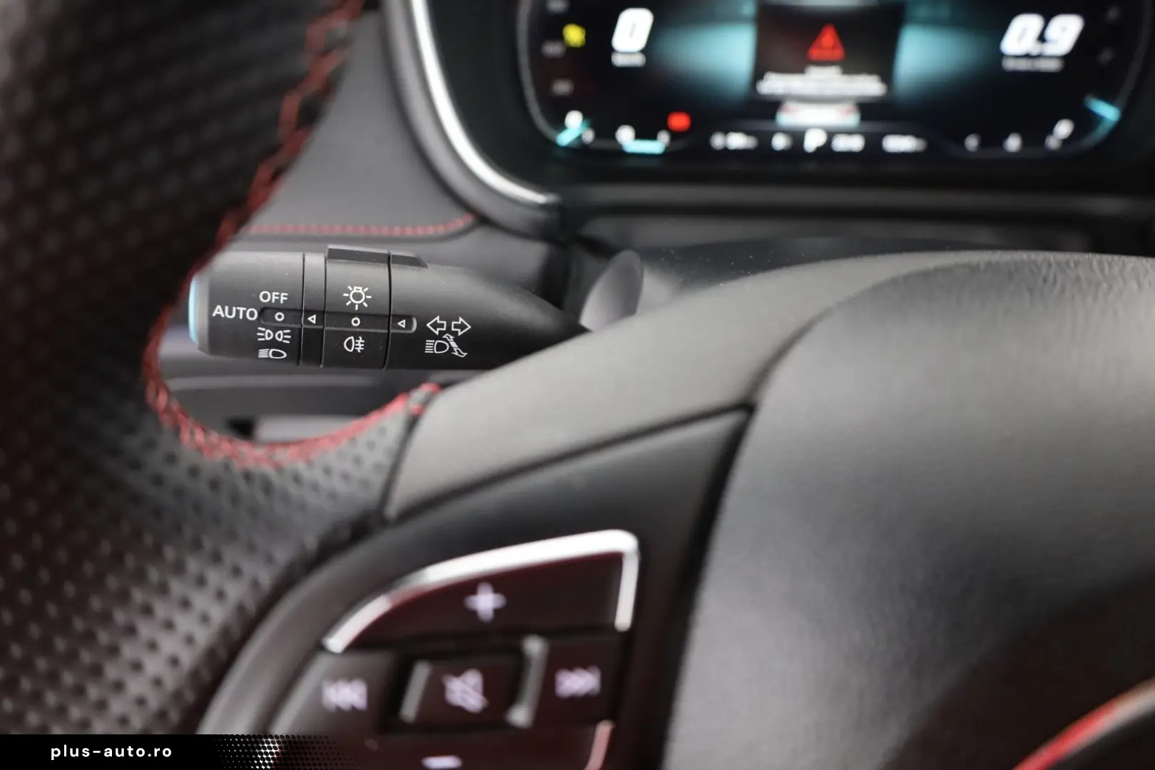 MG HS 1.5 T-GDI Luxury Aut. LED ACC Navi 360  Pano