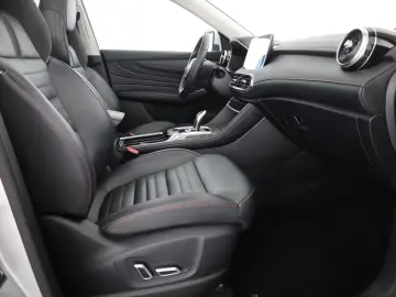 MG HS 1.5 T-GDI Luxury Aut. LED ACC Navi 360  Pano