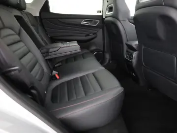 MG HS 1.5 T-GDI Luxury Aut. LED ACC Navi 360  Pano