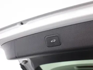 MG HS 1.5 T-GDI Luxury Aut. LED ACC Navi 360  Pano