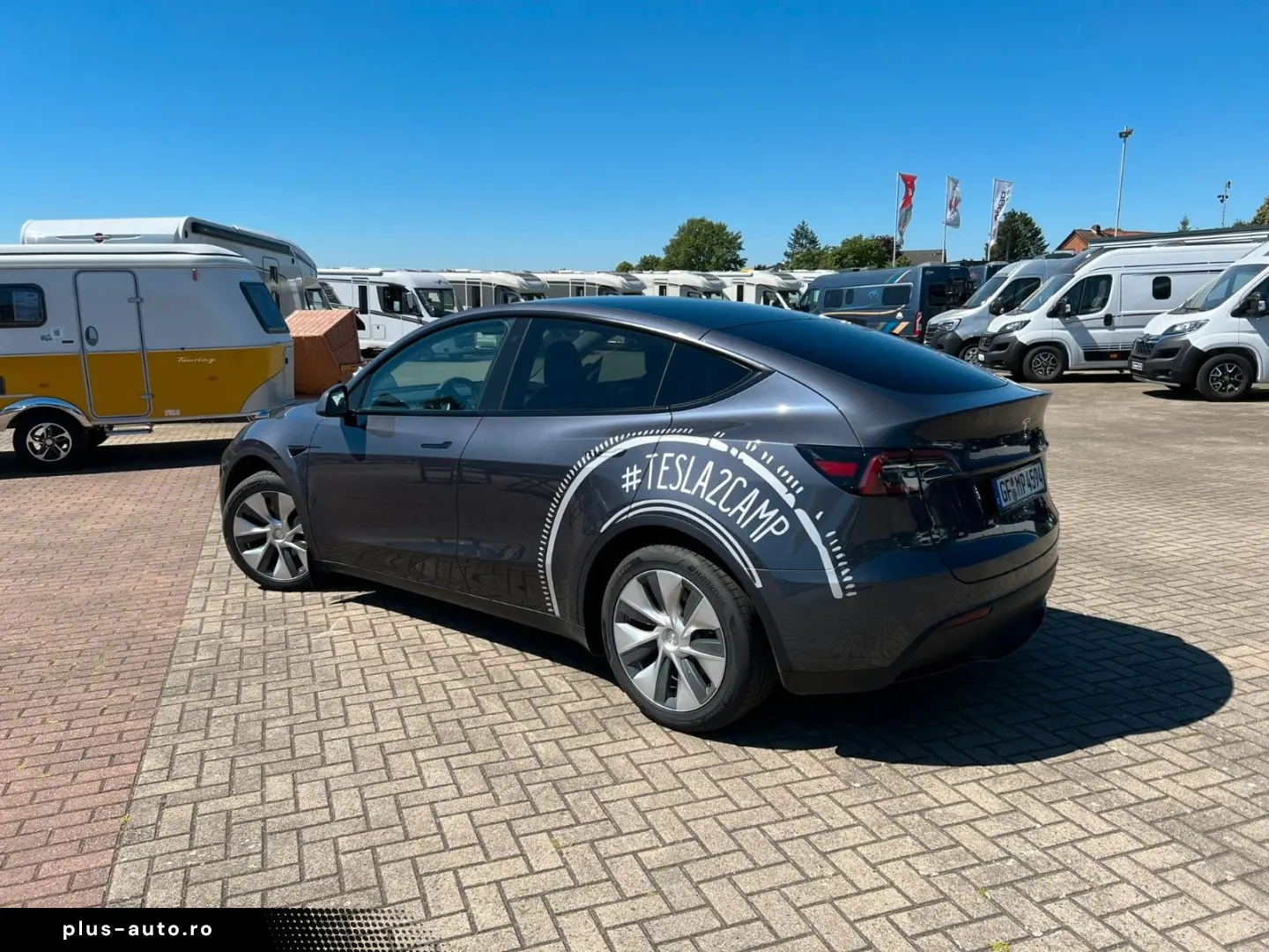 TESLA Model Y 2023 Europe Standard Range