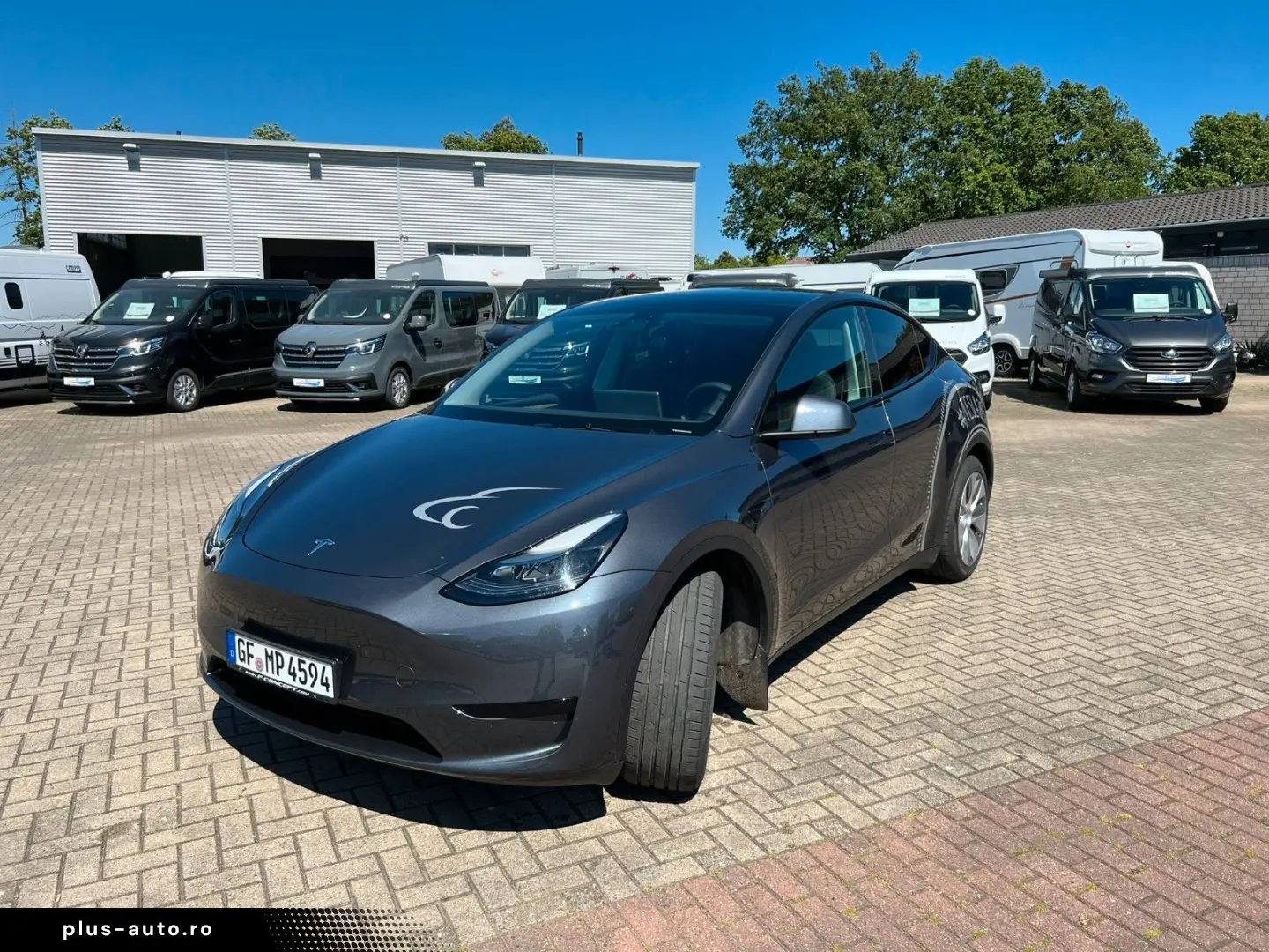 TESLA Model Y 2023 Europe Standard Range