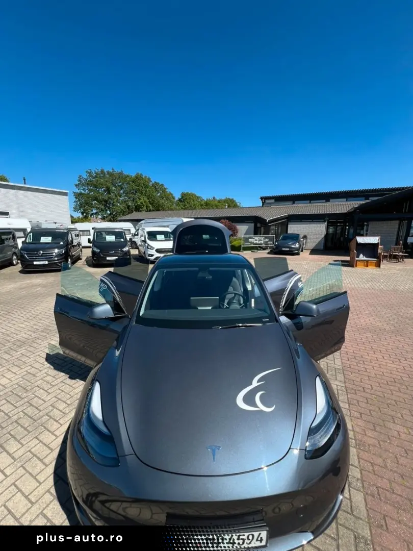 TESLA Model Y 2023 Europe Standard Range