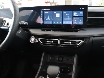 MG HS 1.5 AT Luxury MY25 360  ACC LED Leder SOFORT