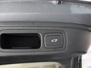 MG HS 1.5 AT Luxury MY25 360  ACC LED Leder SOFORT