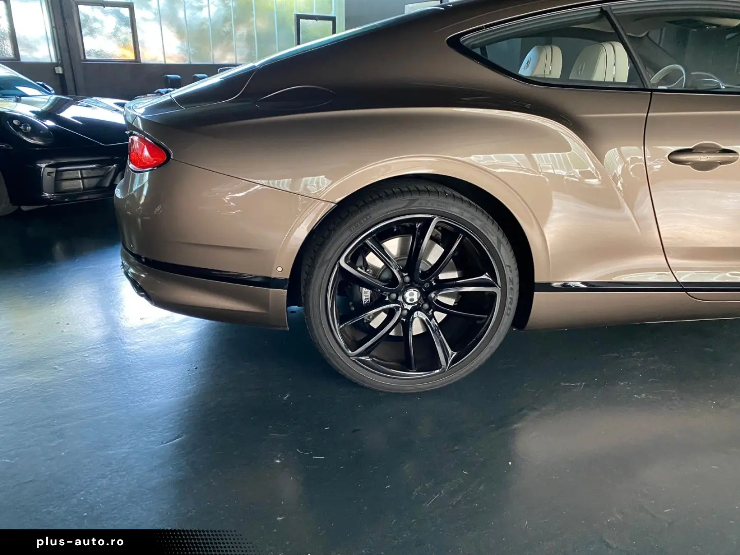 BENTLEY Continental GT 6.0 W12 Mulliner