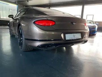 BENTLEY Continental GT 6.0 W12 Mulliner