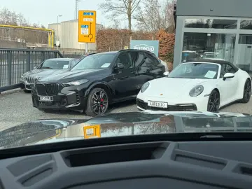 BMW XM 50 e B&W  IconicGlow  360