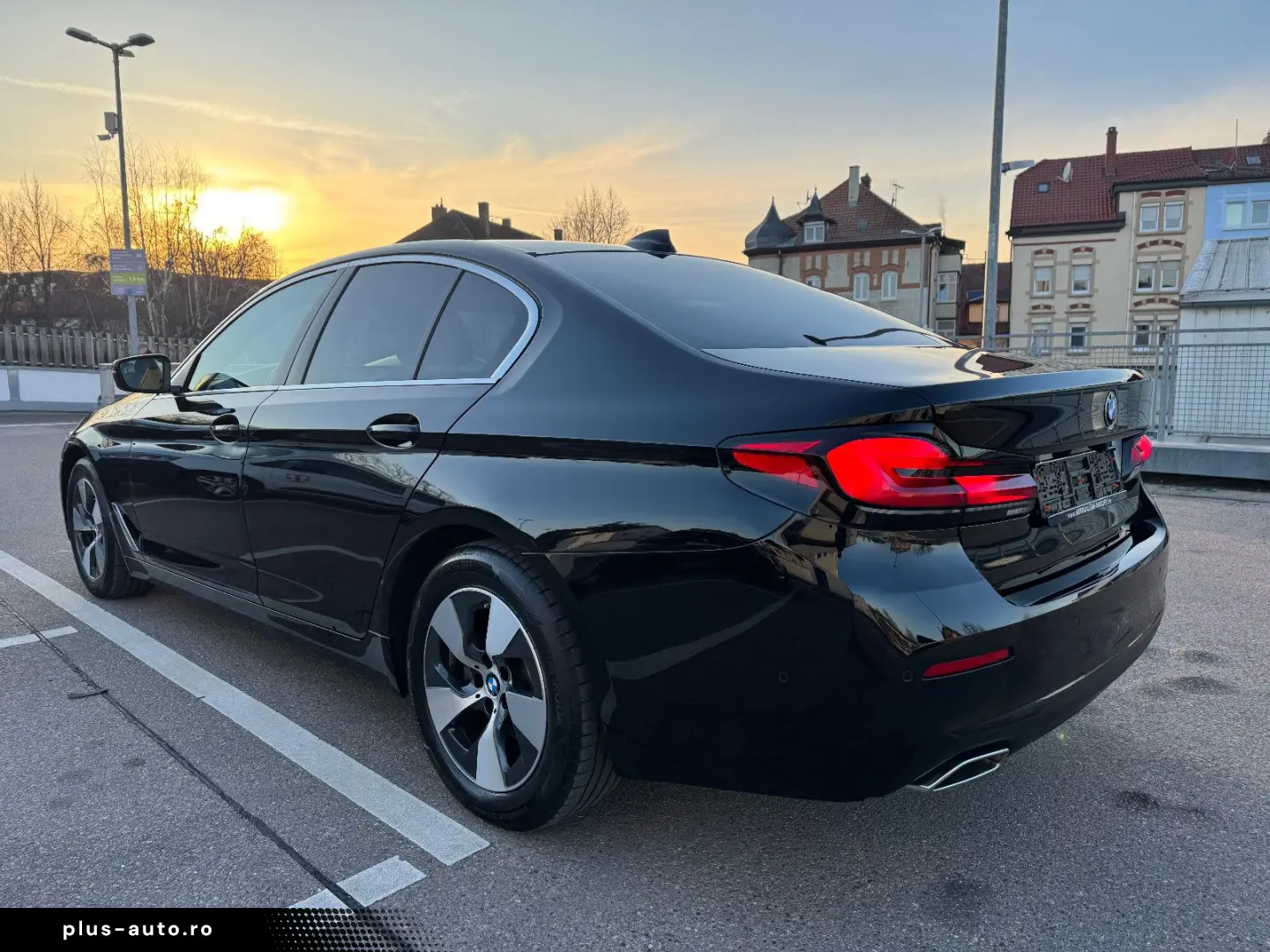 BMW 520 d Aut. AHK LEDER LED NAVI KAMERA ALU