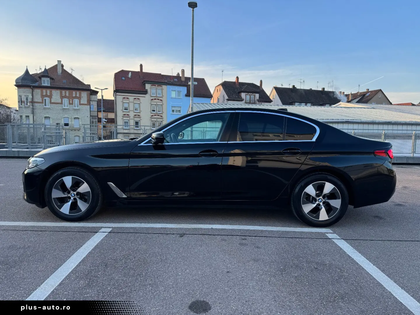 BMW 520 d Aut. AHK LEDER LED NAVI KAMERA ALU