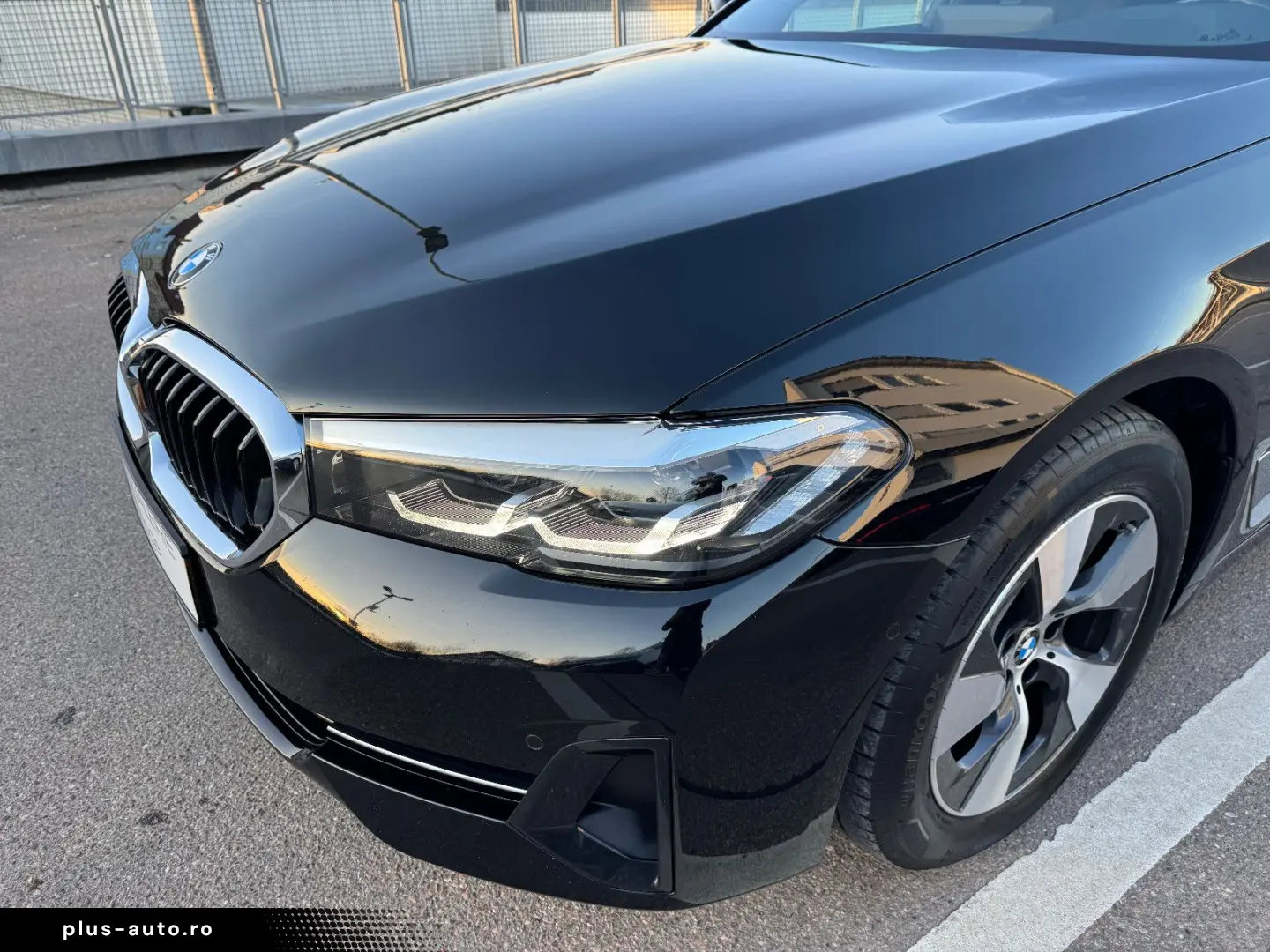 BMW 520 d Aut. AHK LEDER LED NAVI KAMERA ALU