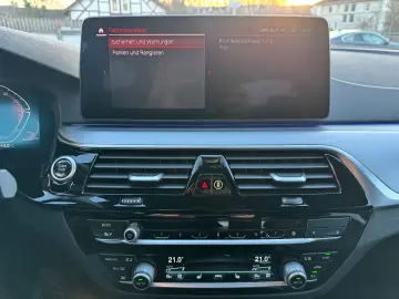 BMW 520 d Aut. AHK LEDER LED NAVI KAMERA ALU