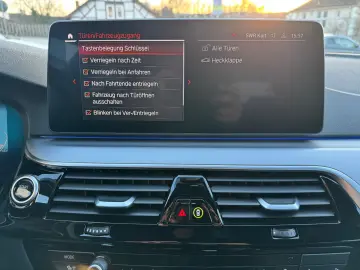 BMW 520 d Aut. AHK LEDER LED NAVI KAMERA ALU