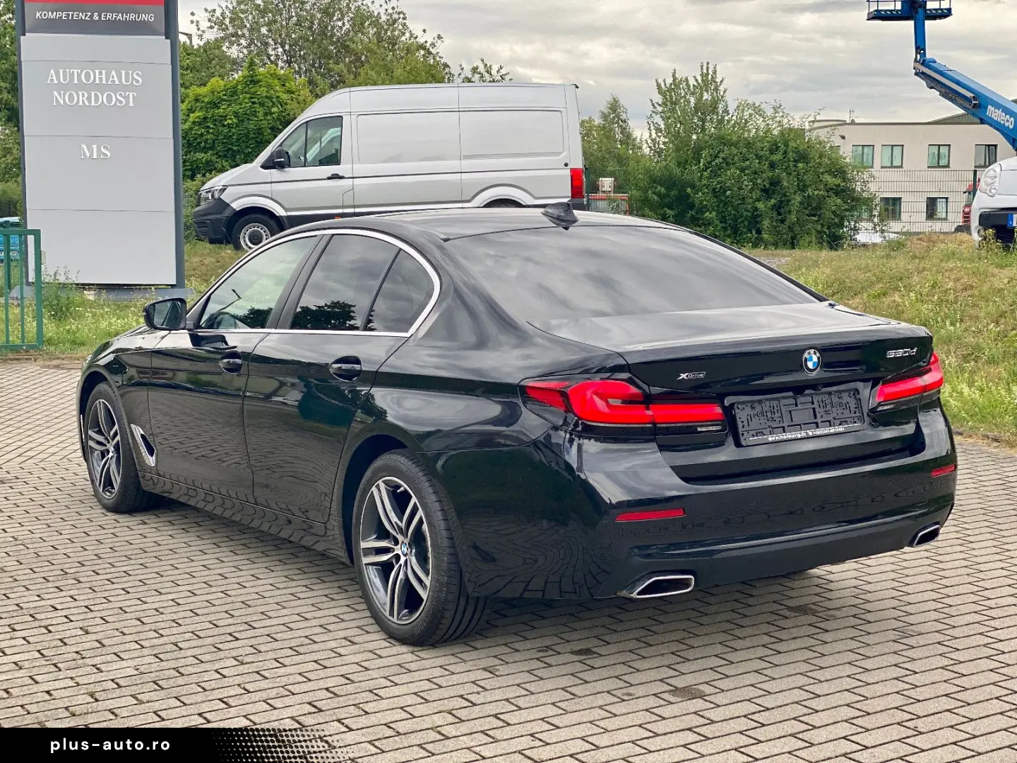 BMW 520 d xDrive Navi AHK 18 Zoll Standheizung