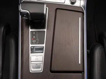 Audi A6 qu. 3 0 IDT  A6