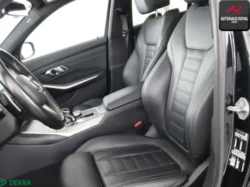 BMW 330 i M SPORT LASER KEYLESS KAMERA MEMORY HIFI