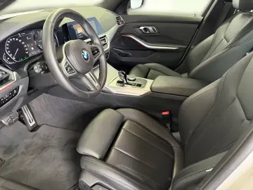 BMW 330iLimousine M Sport Lase Navi Leder DAB PDC