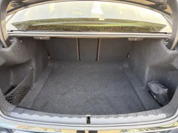 BMW 330i M Sport Sportpaket Bluetooth Navi LED Klima