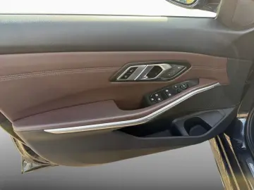 BMW 330i M Sport Sportpaket Bluetooth Navi LED Klima