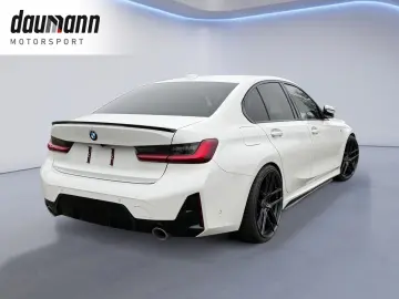 BMW 330i Limousine MSport LED Curved Hifi RFK Ambien