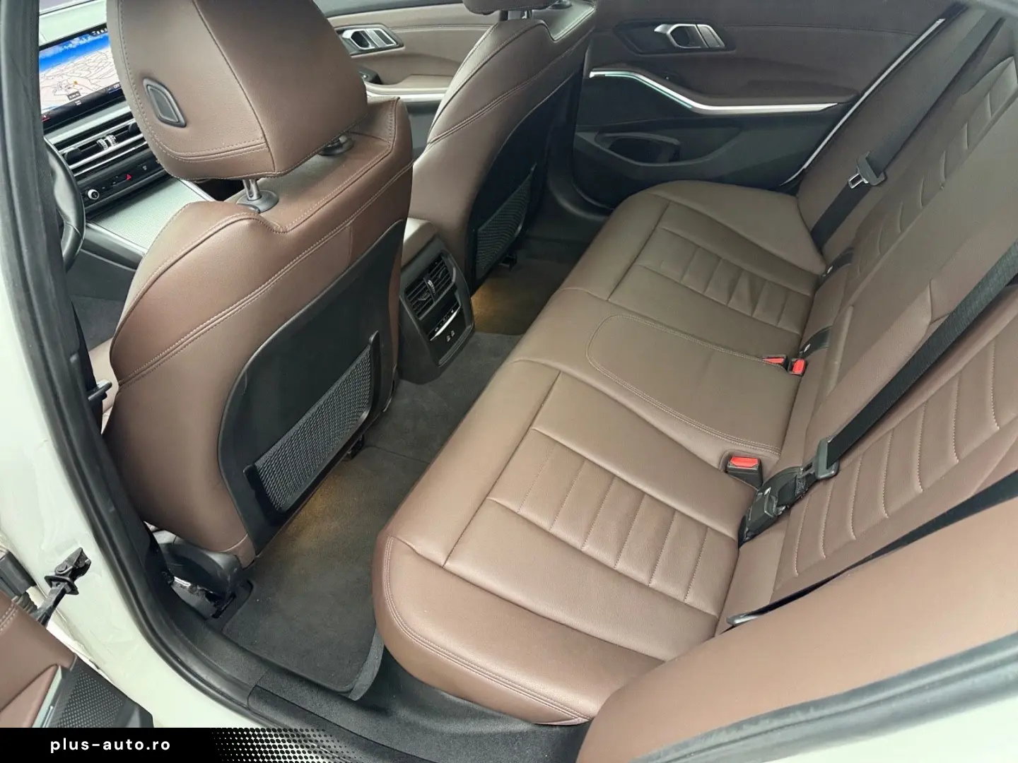 BMW 330i Limousine MSport LED Curved Hifi RFK Ambien