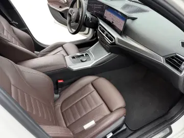 BMW 330i Limousine MSport LED Curved Hifi RFK Ambien