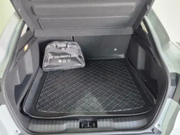 RENAULT ARKANA 1.6 E-Tech 145 techno