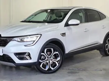 RENAULT ARKANA 1.6 E-Tech 145 techno