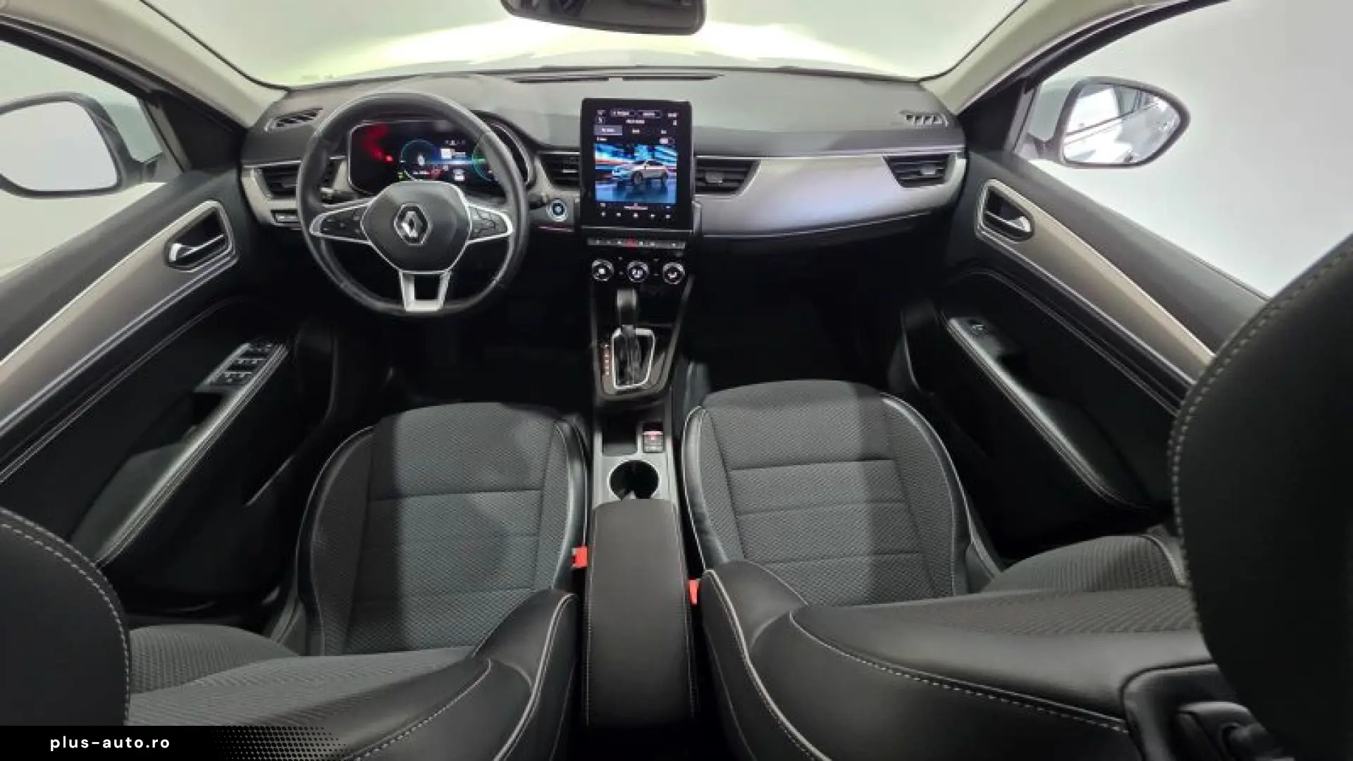 RENAULT ARKANA 1.6 E-Tech 145 techno
