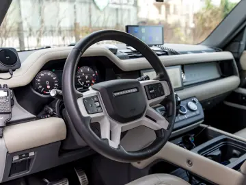 Land Rover Defender 110 XS Edition