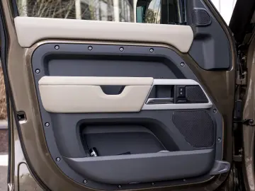 Land Rover Defender 110 XS Edition