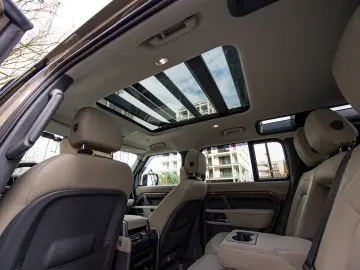 Land Rover Defender 110 XS Edition